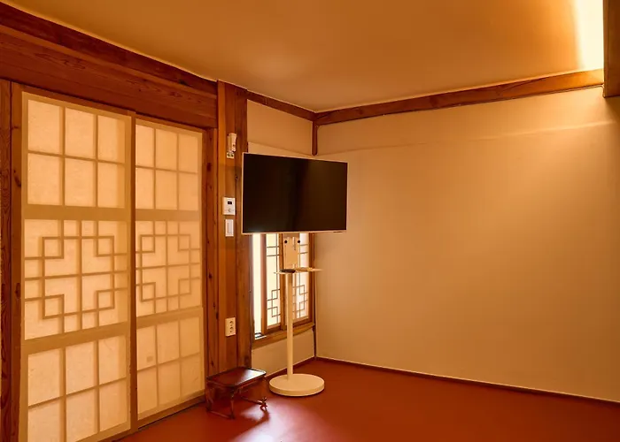 Hanok Angnid Gongian